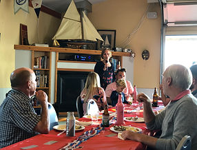 President Hanrahan addresses the club.