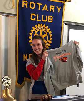 Noémie Hermant receives Beaver gear!!