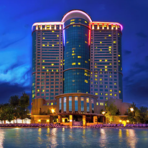 Foxwoods Casino Hotel at night