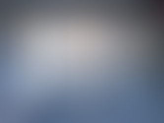 Sustitución urgente de puerta basculante comunitaria tras un fuerte impacto