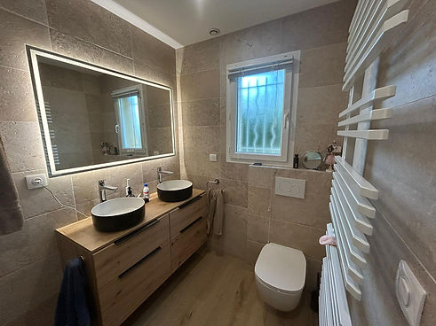 WhatsApp Image 2024-10-26 at 23.33.42 (3).jpeg