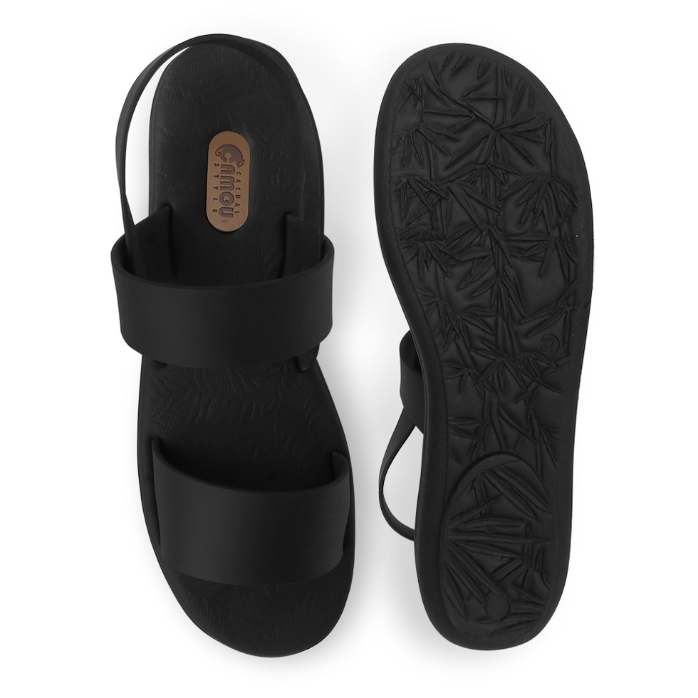 Thumbnail: Women - Ariana