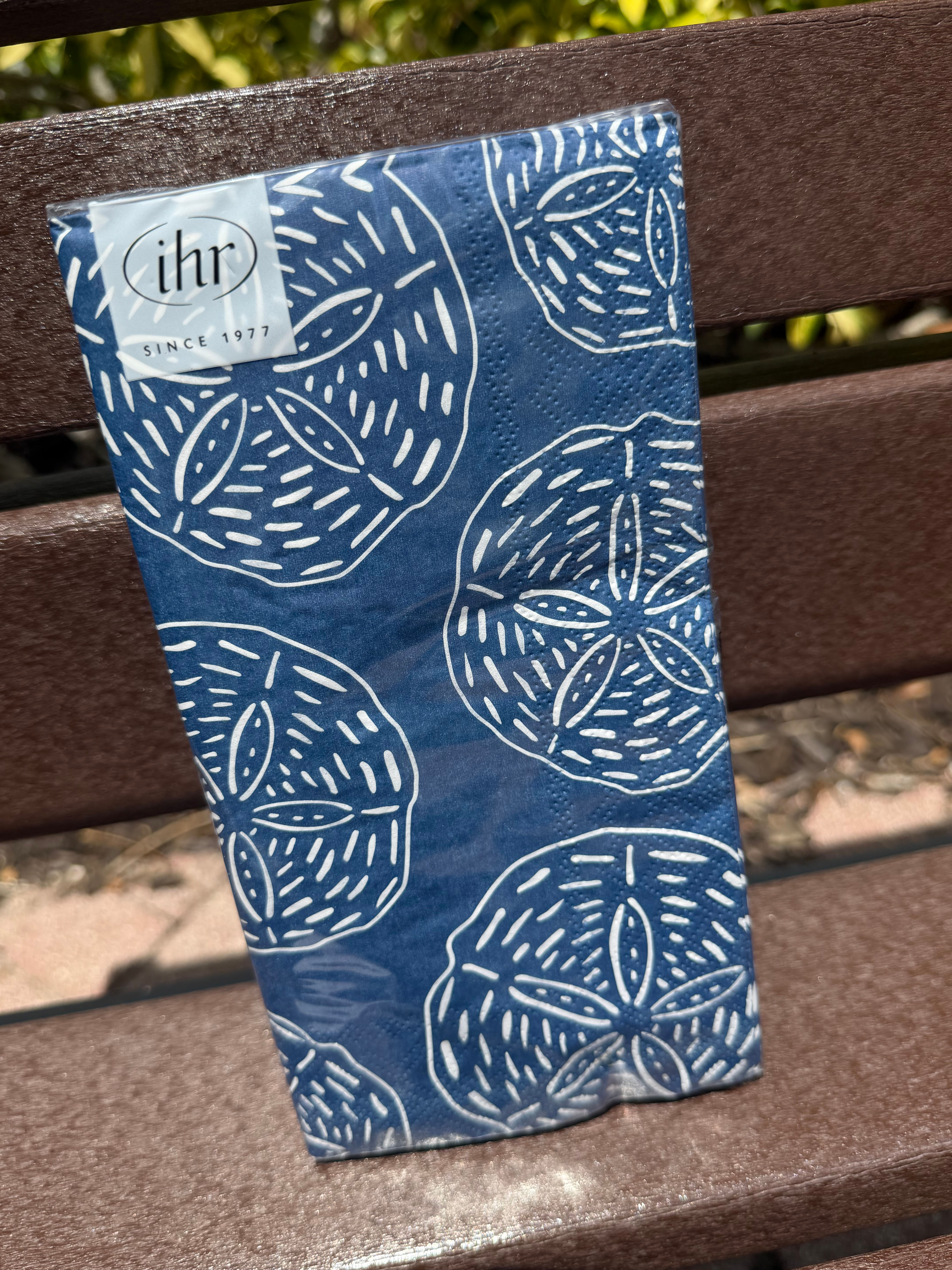 Sand dollar guest towels 