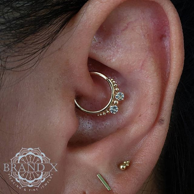 Fullscreen Page Brand X Piercing & F