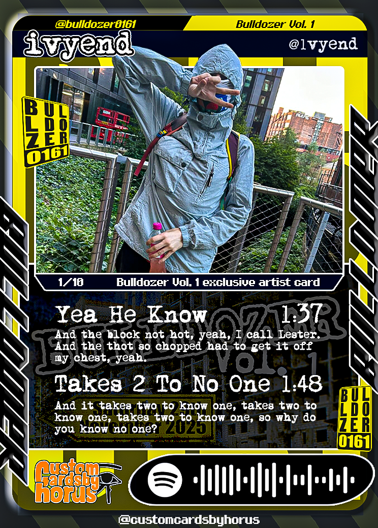 الصورة المصغرة: Bulldozer Signed Holographic Trading Card