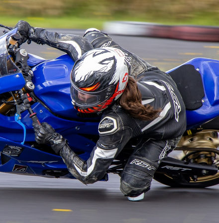 Závody o Pohár Pivního Skauta, Cheb, Justýna Dobrá, Yamaha R3