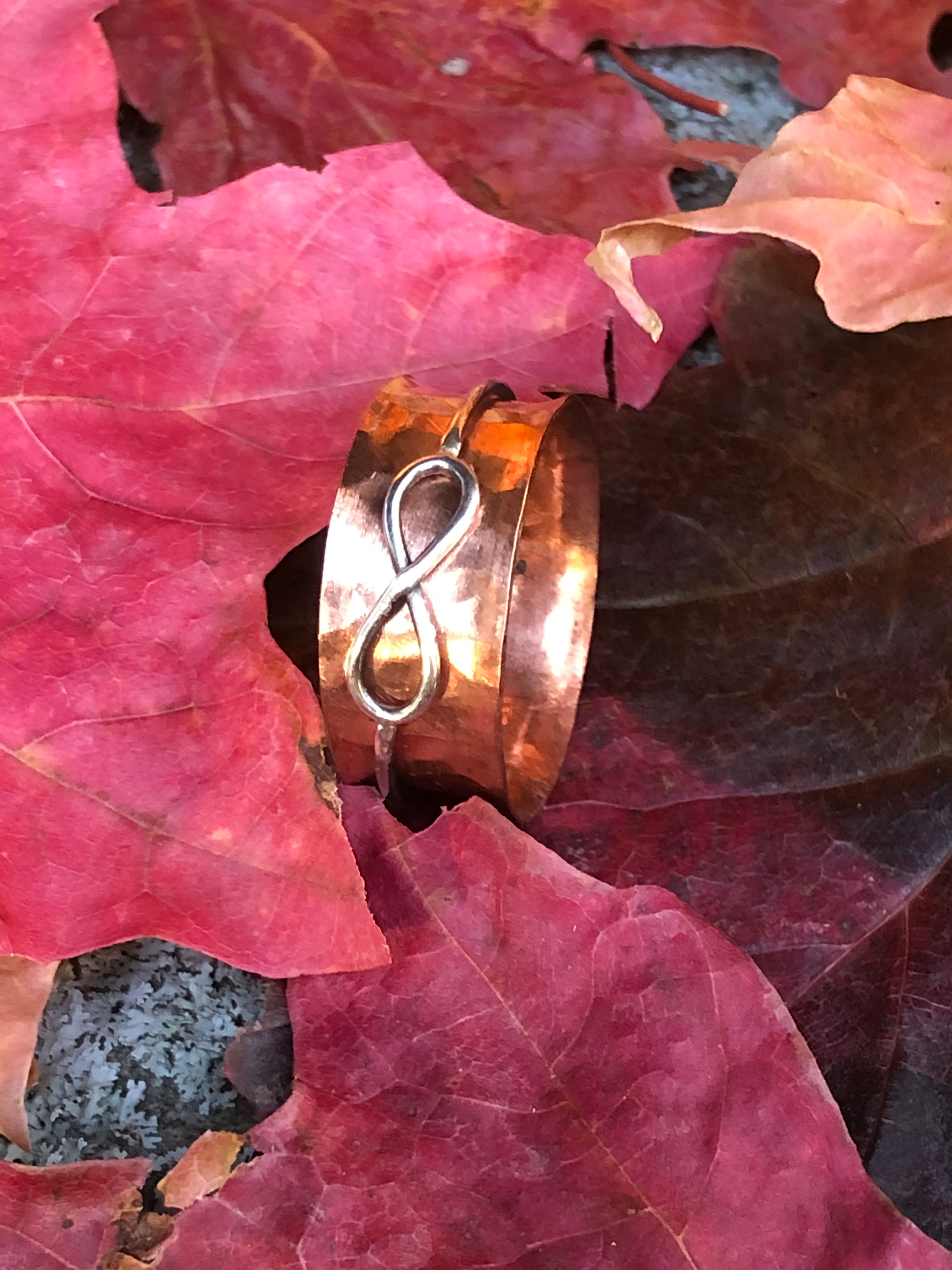 Copper Infinity Spinner Ring Sz 6