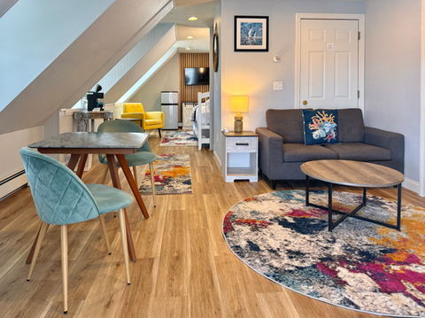 Deluxe luxury Suite, king bed, private bathroom, living room, spacious space, Boothbay Harbor, Maine