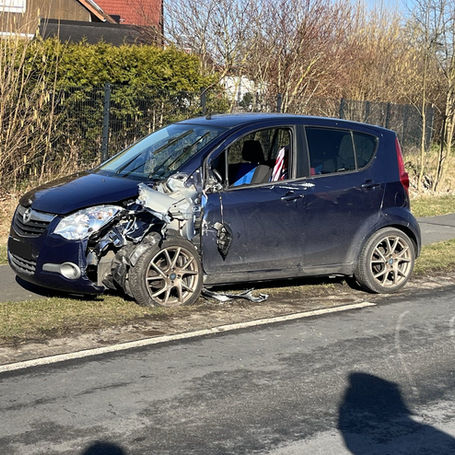Verkehrsunfall PKW gegen LKW (03.03.2025)