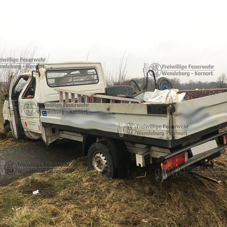 Fahrzeug überschlagen (22.03.2018)