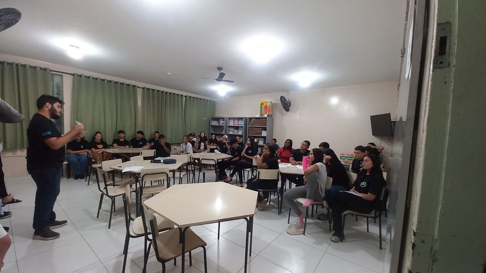 Alunos do 3º ano da Escola Estadual Lídia Onélia realizam debate sobre fertilizantes em Cosmópolis