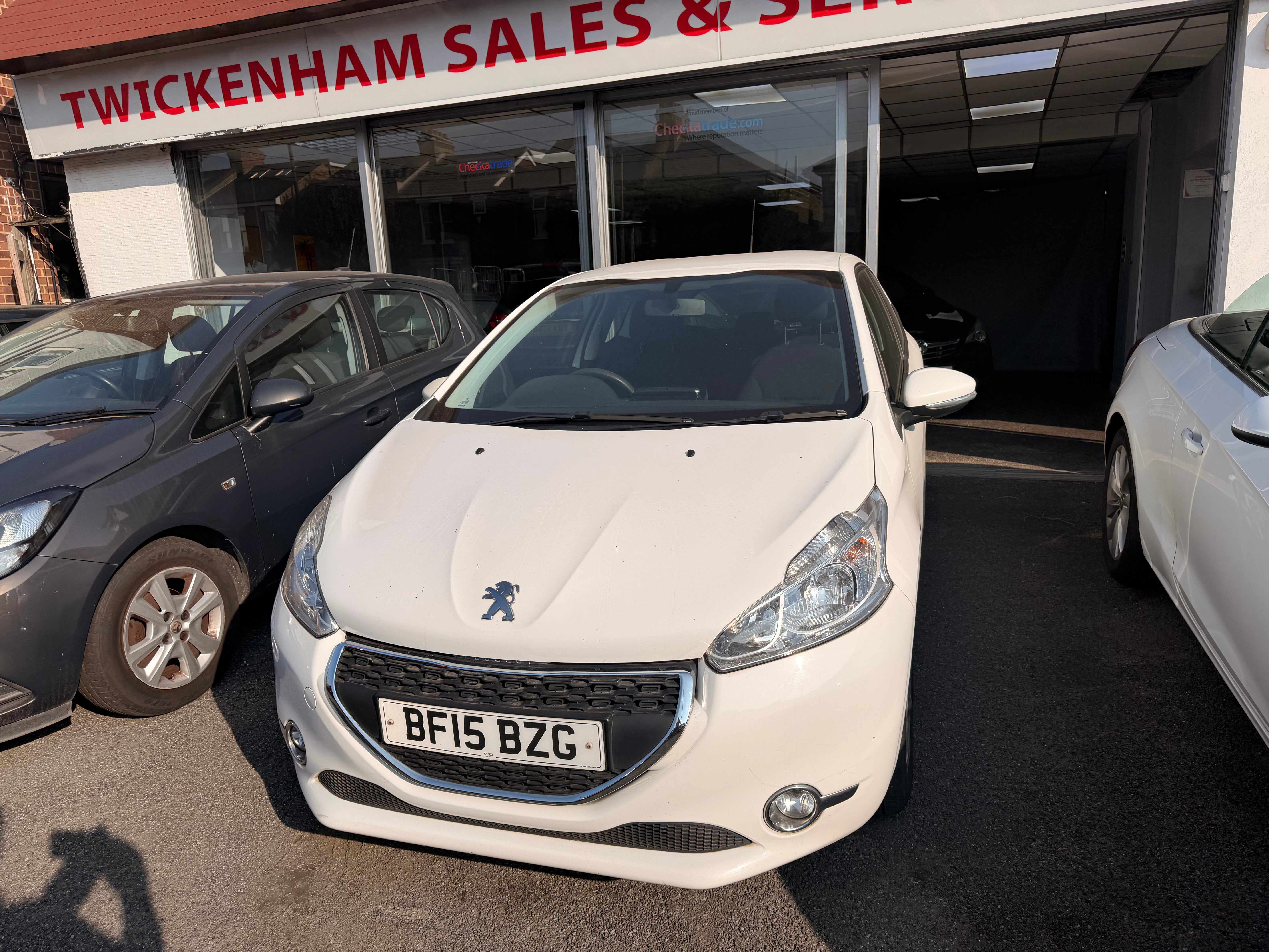 PEUGEOT 208 1.0 ACTIVE 