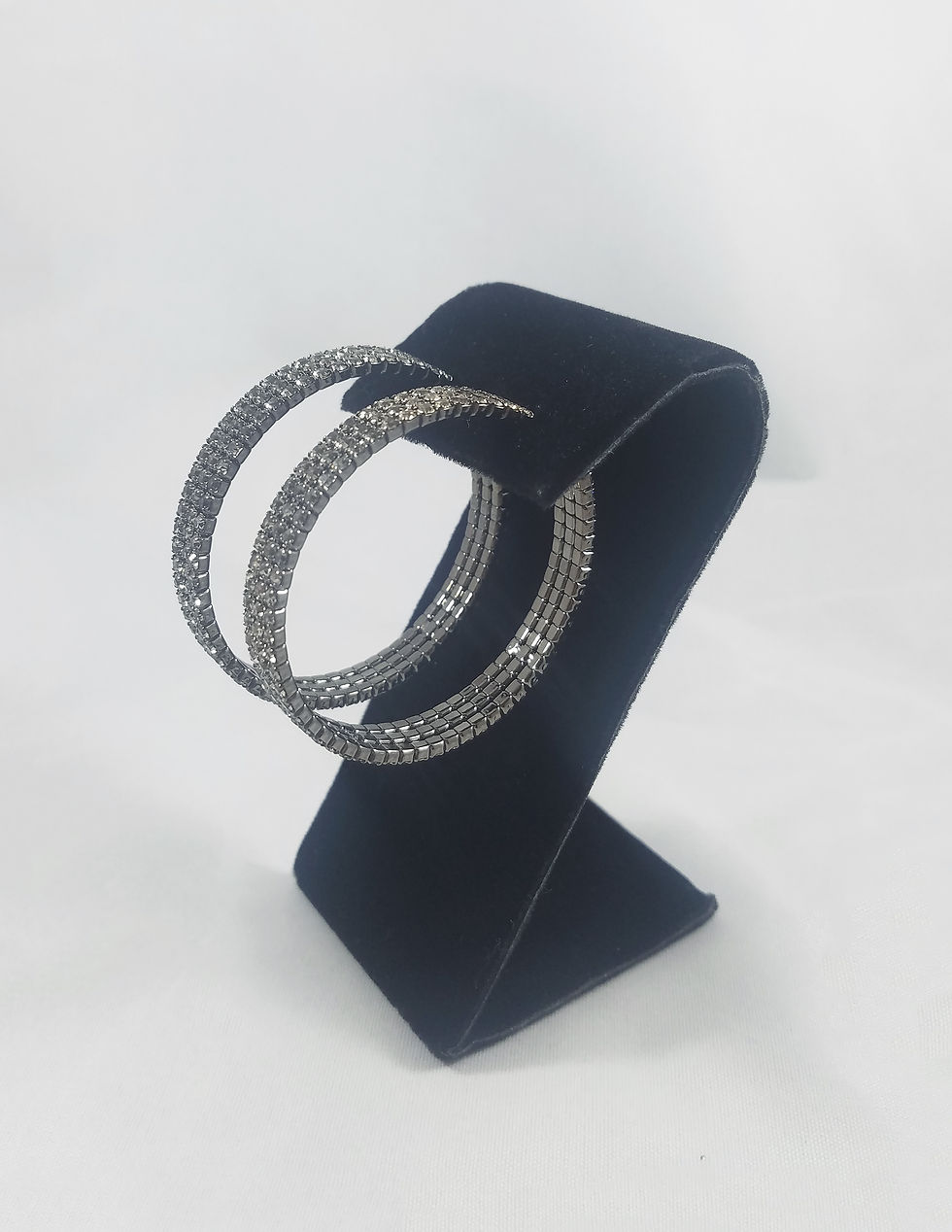 Thumbnail: Large 3 Line Hoop Earrings Black