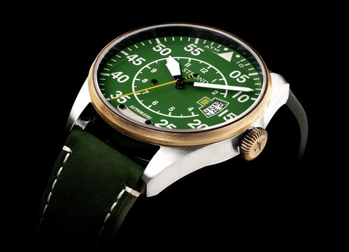 DC-4 Vintage Automatic