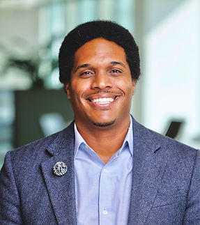 Cross, Francisco_headshot.jpeg