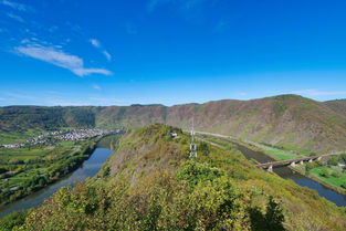 P1067256__lu1-min.jpg
