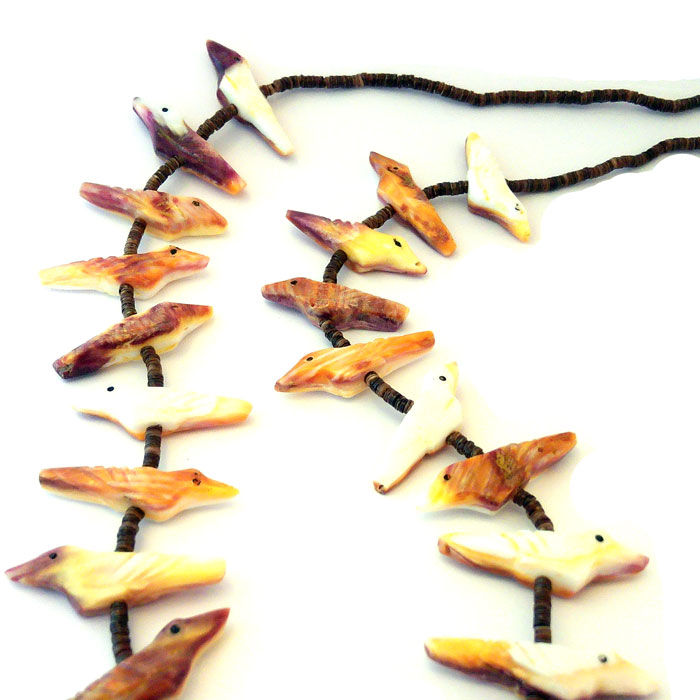 Thumbnail: Spiny Oyster Fetish Necklace #SOF188