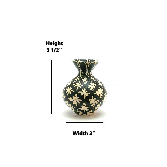 Thumbnail: Extra Small Zuni Black & White  Vase # RNT742