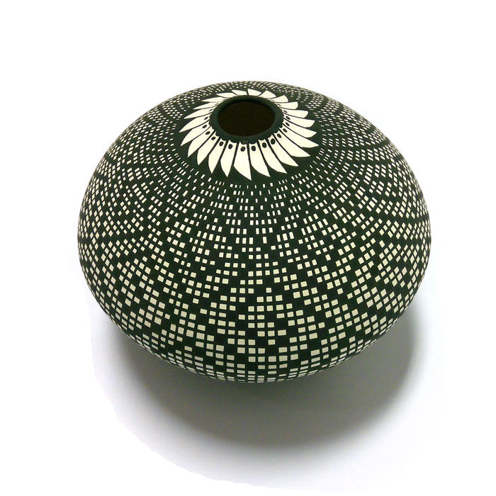 Thumbnail: Small Eye Dazzler Acoma Pot #MFP719