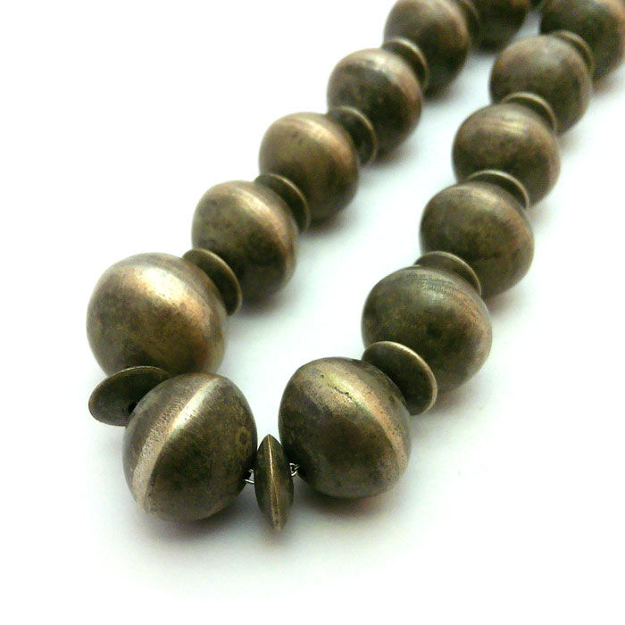 Thumbnail: Big Handmade Vintage Navajo Pearls Necklace Set #TSO457