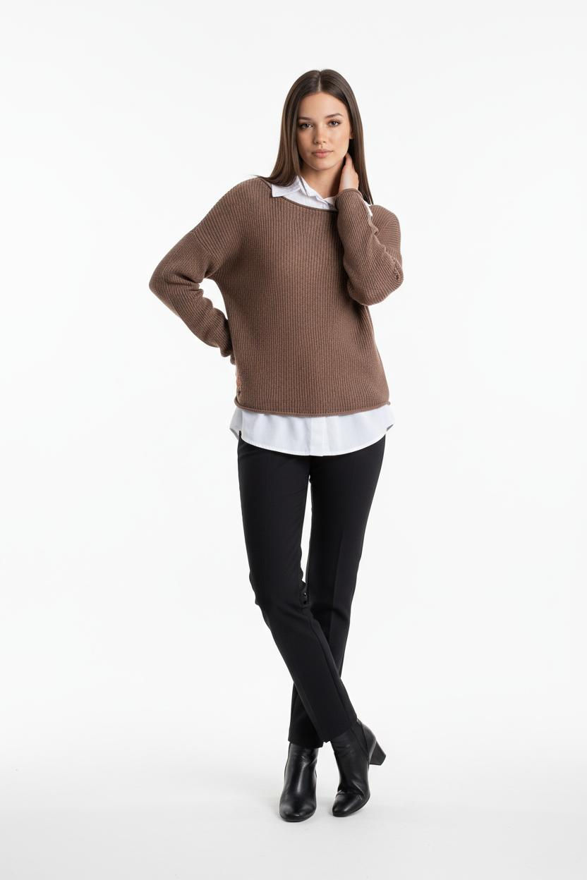 Küçük resim: Kayık Yaka Dökümlü Triko 