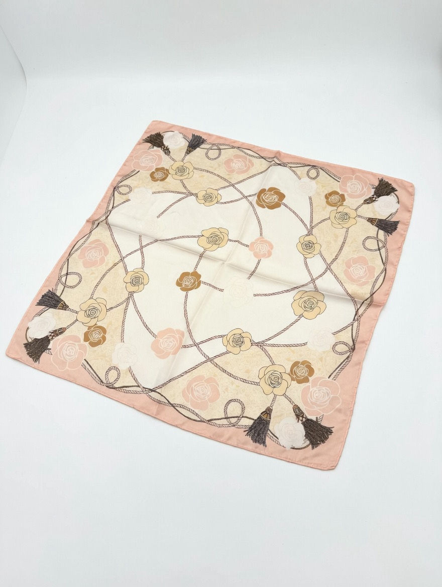 Küçük resim: Desenli Fular