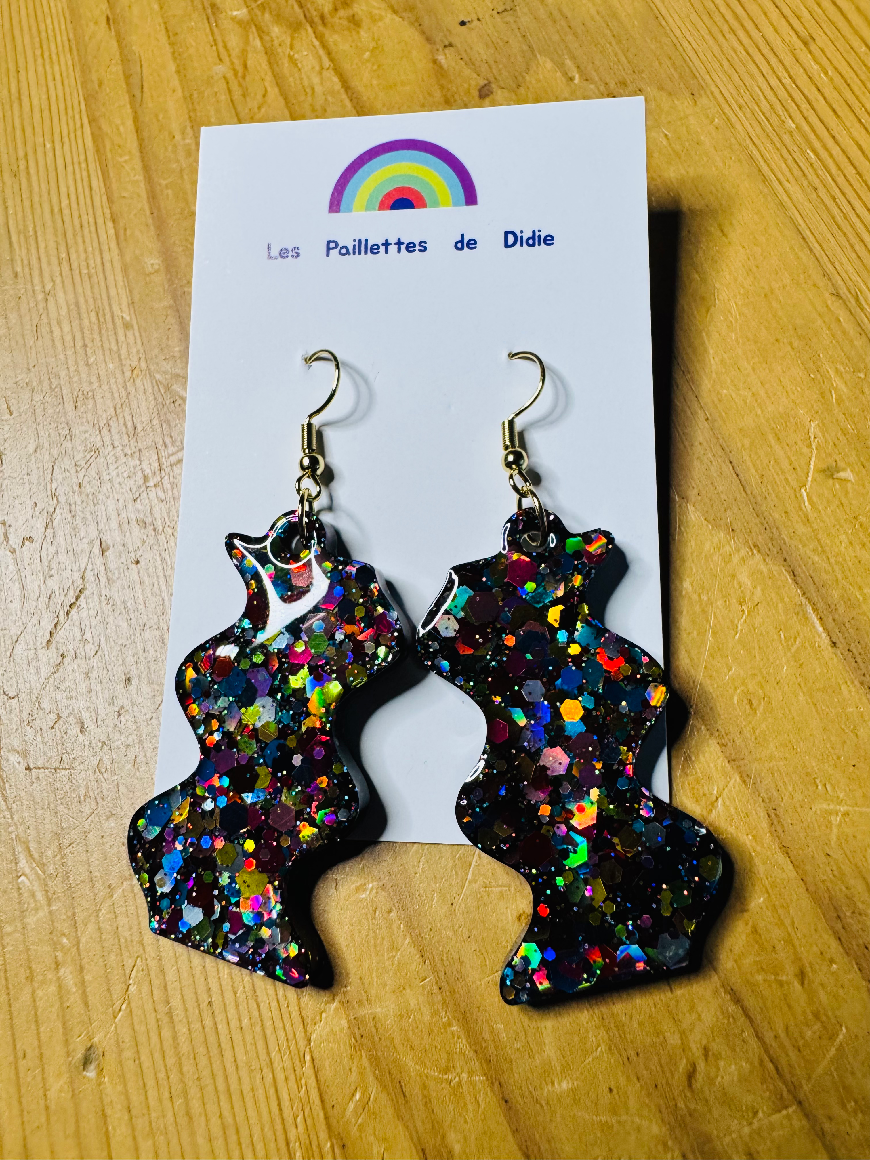 Torsades noires multicolores 