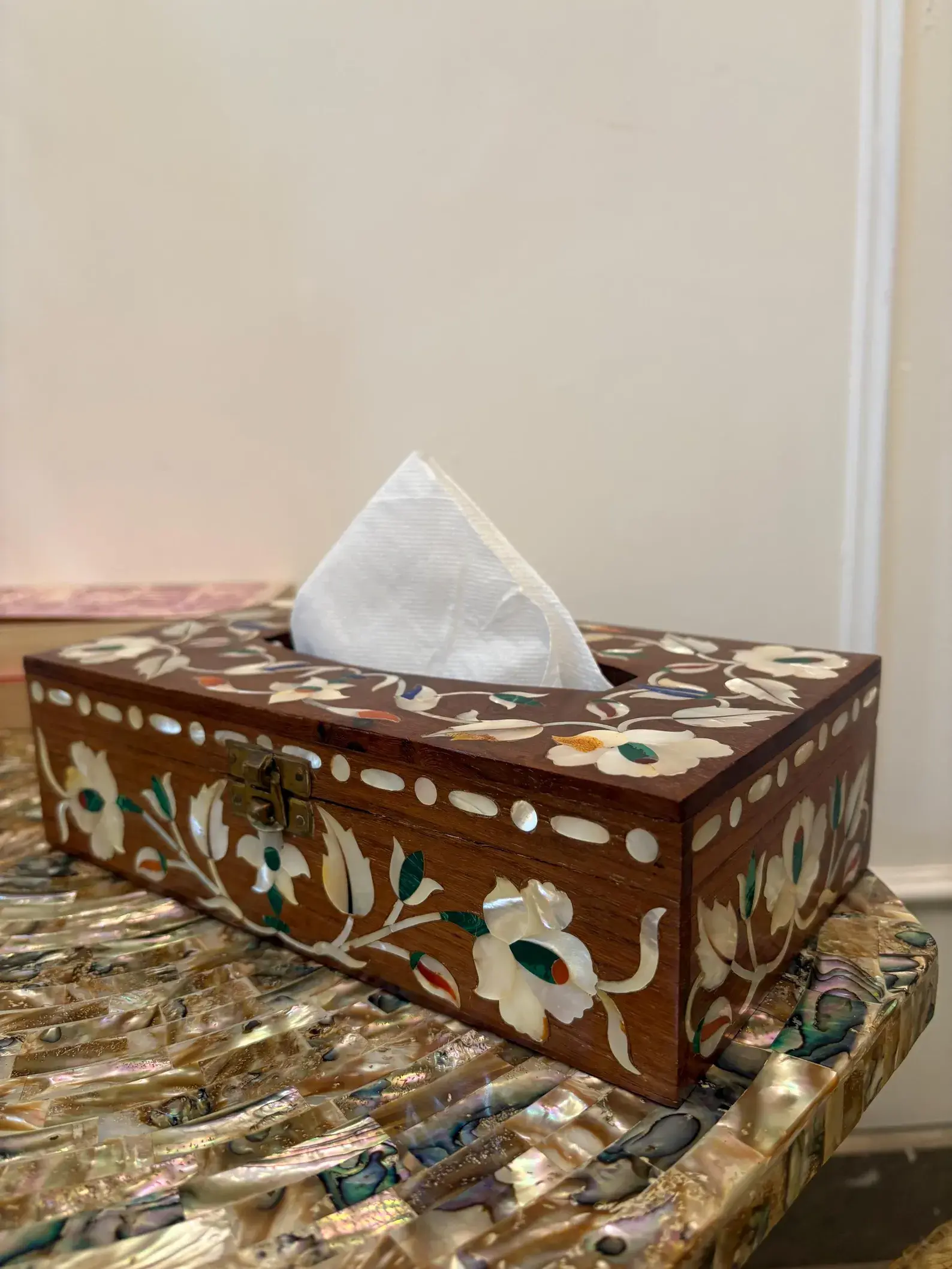 Handcrafted Wooden Tissue Box with Marble Inlay – Elegant Floral Design