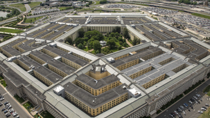 Trump issues ban on openly trans military service