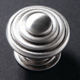 Stepped Knob (satin chrome)