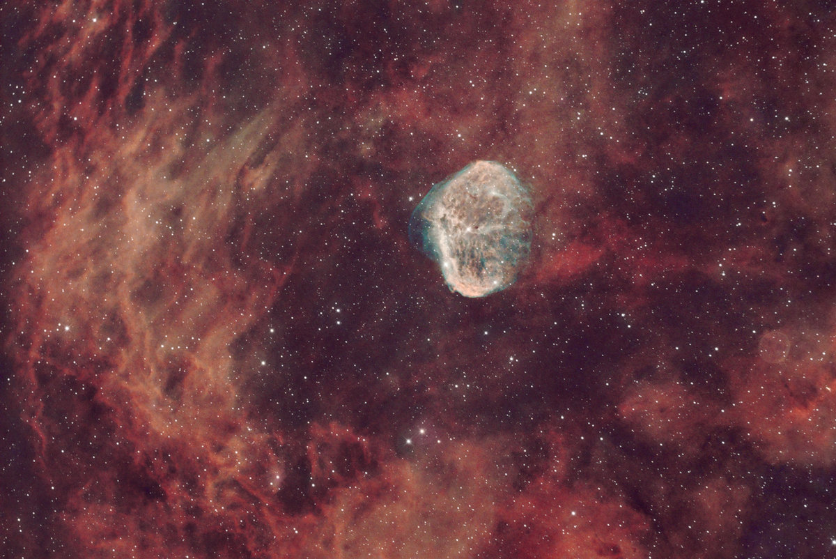 Crescent nebula and Soap Bubble nebula by Vladimir Schmidt