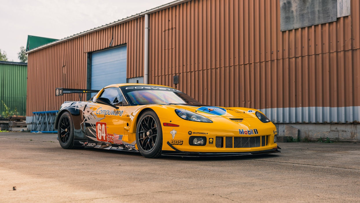 2009 Chevrolet Corvette C6R GT2 race car for sale