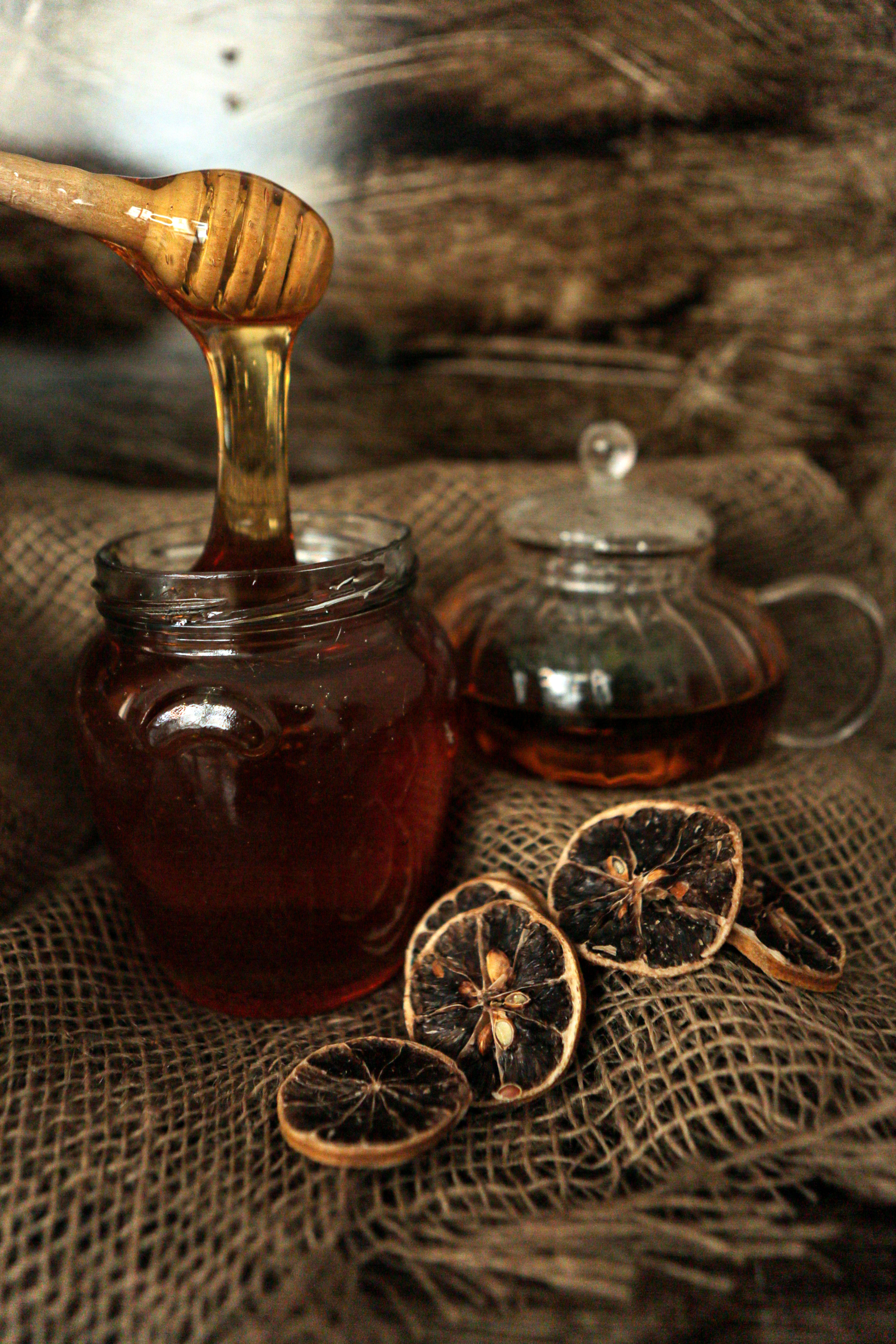 Всегда местный цветочный мед