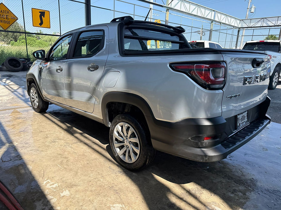 Miniatura: Ram 700 2023