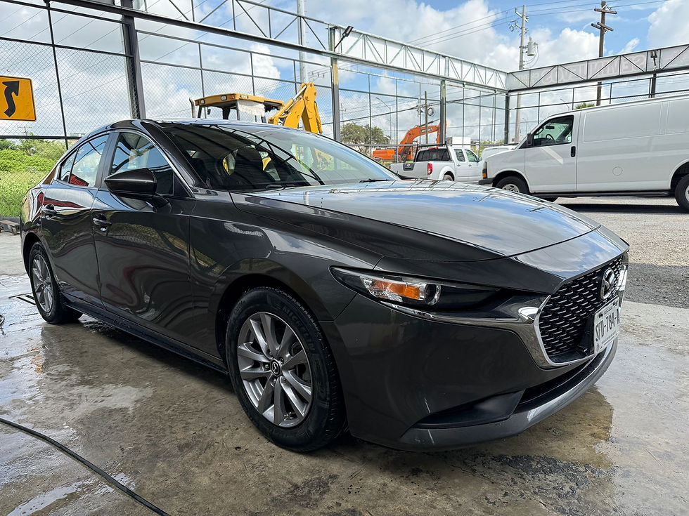 Miniatura: Mazda 3 i Sport 2020