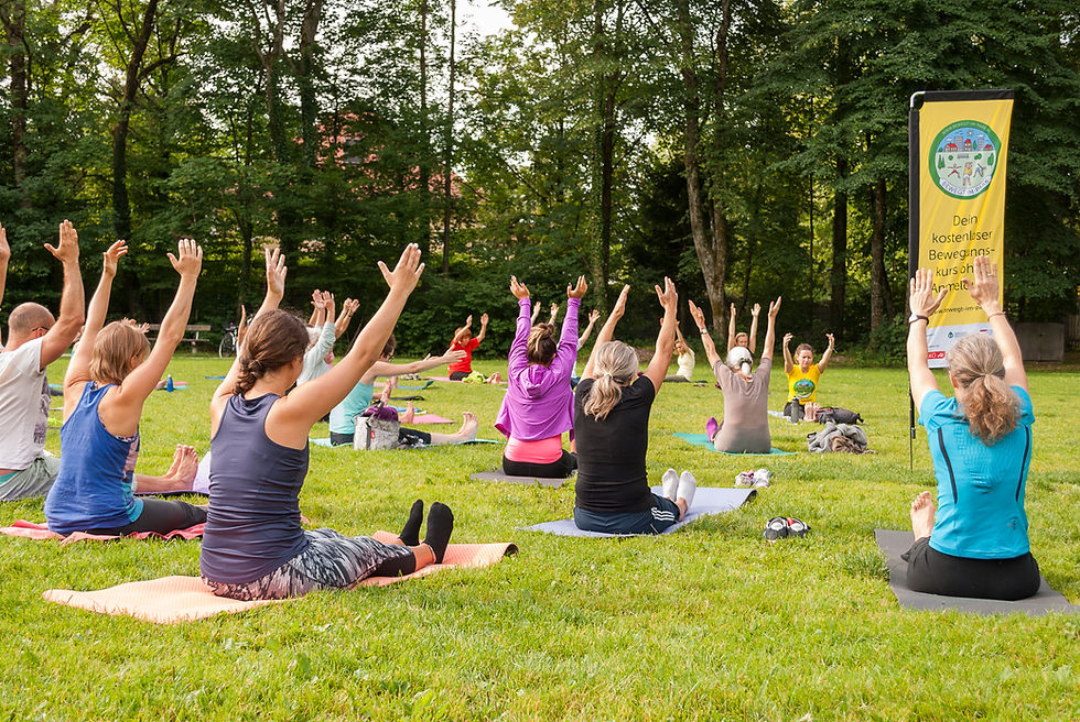 Relax Yoga - Bewegt im Park
