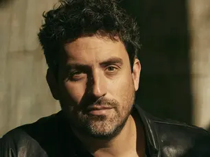 CBS Shake-Up: Vampire Comedy Wins as The Tillbrooks Gets Cut