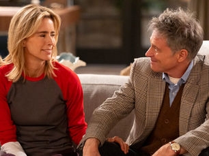 ‘Newlyweds’ Trailer Reunites Téa Leoni and Tim Daly as Another Married Couple