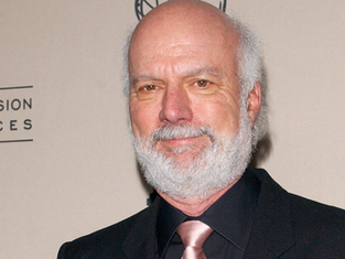 James Burrows Dies at 85: The Sitcom Legend Behind Cheers, Friends, and Will & Grace