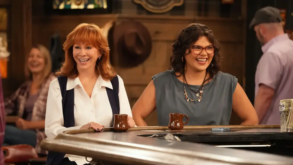 ‘Happy’s Place’ Season 3 Trailer Teases Bobbie and Emmett’s Complicated Future