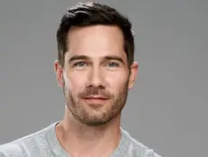 ‘Shifting Gears’: Luke Macfarlane Joins ABC Comedy as the Mysterious Sam Parker