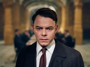Peaky Blinders First Look Reveals Charlie Heaton as the Next Shelby Heir
