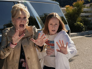 Hacks Season 5 Premiere Recap: Deborah Vance Chases EGOT Glory