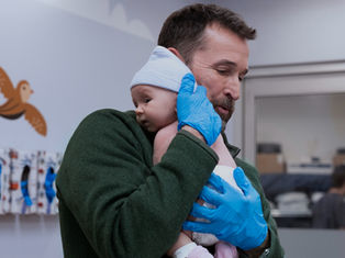 The Pitt Season 2 Episode 1 Recap: We Are So Back in This Messy ER