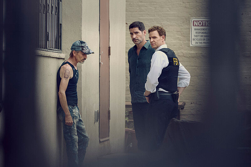 CIA Season 2 Premiere Recap: Bill Learns His Father Was Hiding a Huge Secret in “The Deep”