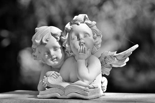angel-3758151__340.webp