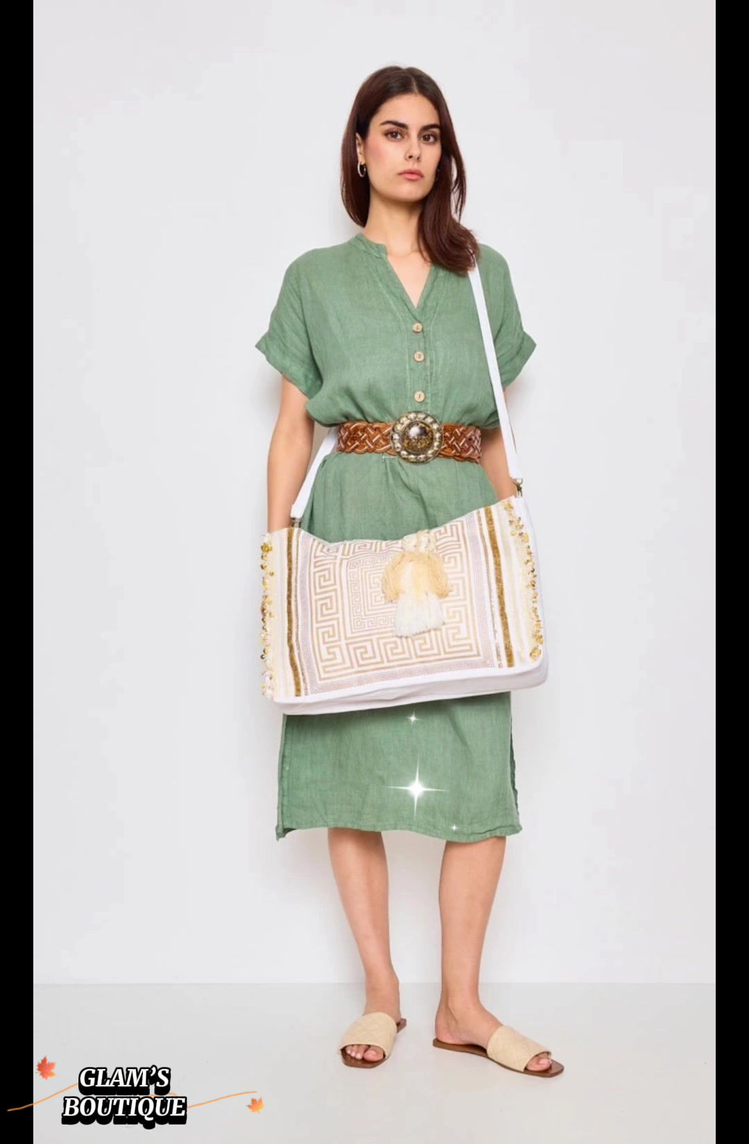 Cabas brodé avec anses en perles de bois