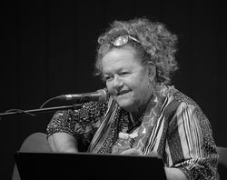 הופעות מיכל אגוזי צלמת (16)