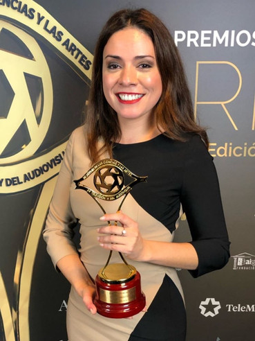 "Cuéntame" recibe el Premio Iris de la Crítica 2019