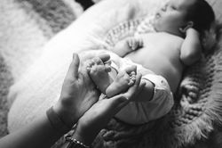 Gabriel - séance photo de naissance à Templeuve en Pévèle